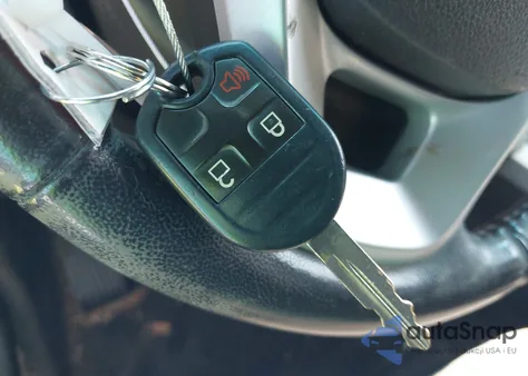 2013 Ford Explorer Xlt из США, поврежденный, VIN 1FM5K7D82DGA67667